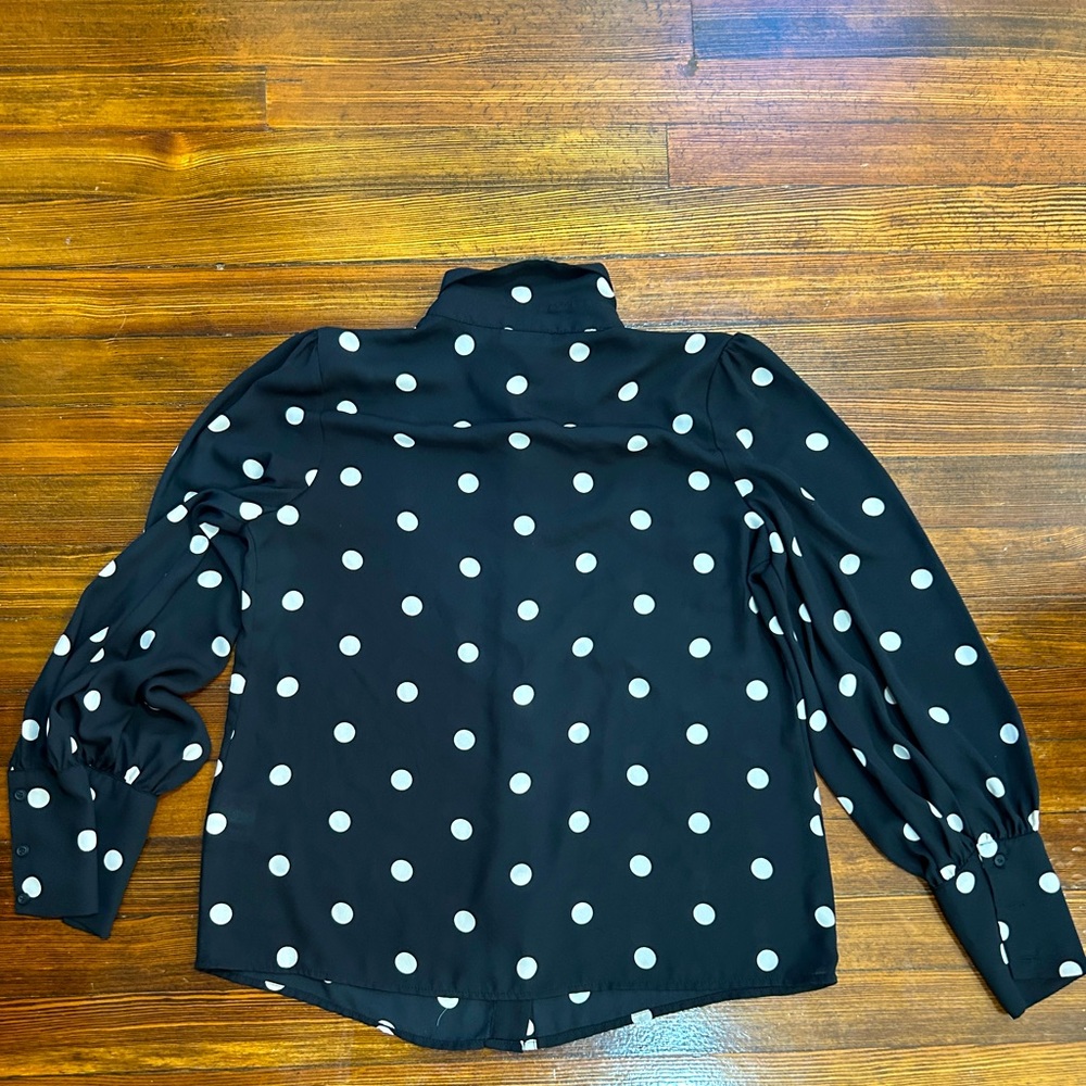 NY&Co Polka Dot Blouse - Size Medium - Picture 3 of 5